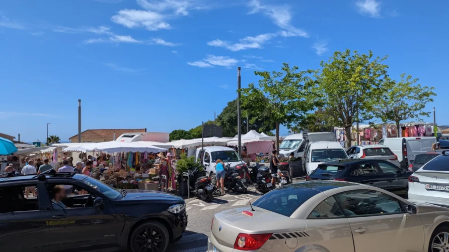 Marche de la croix valmer